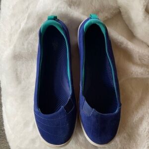 The North Face flats 8